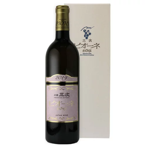 Miyoshi Pione grapes